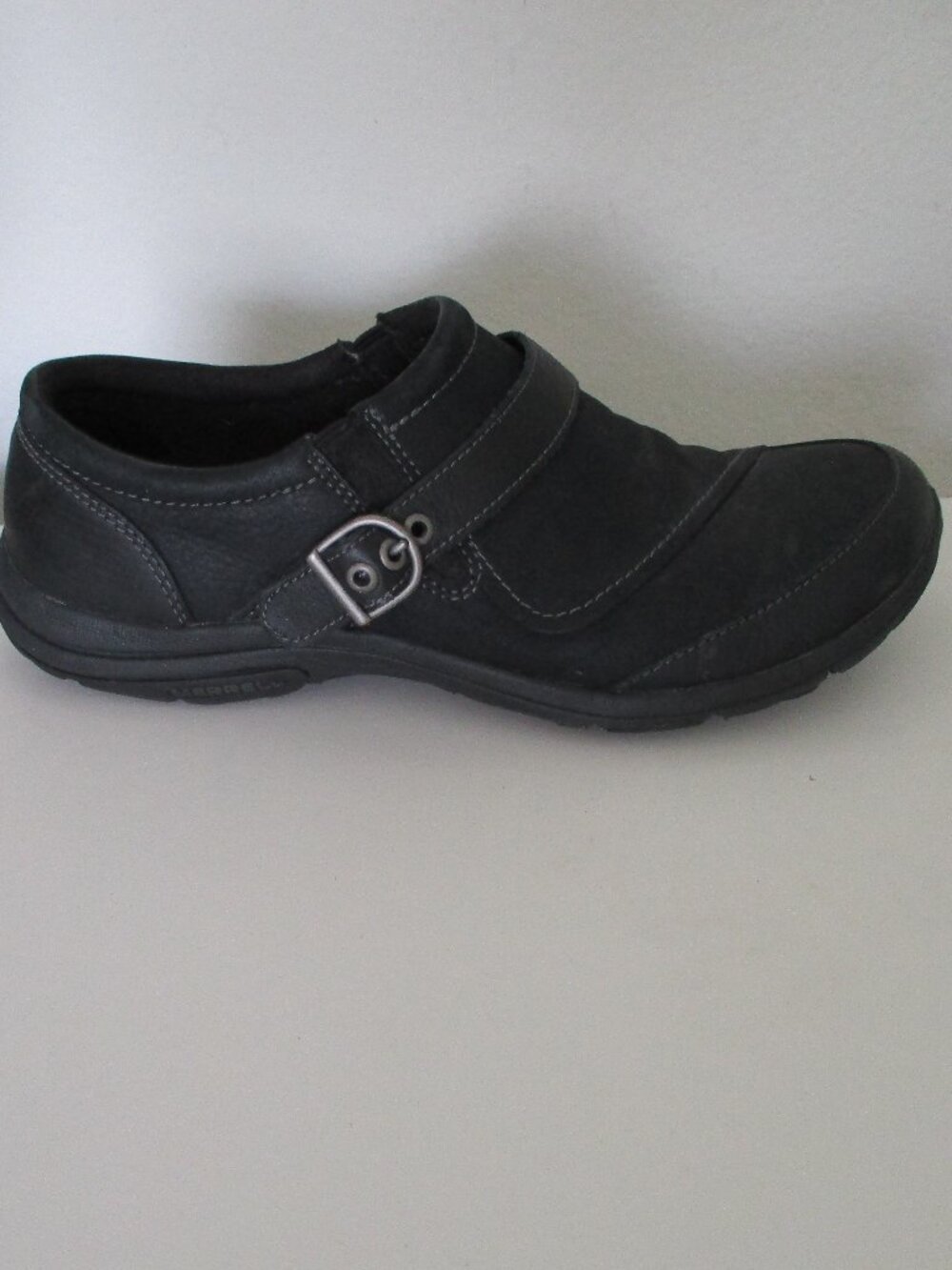 Merrell Womens Black Active Flat Loafer Shoe - Size 8M